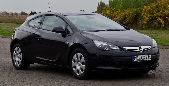 opel astra gtc cosmo