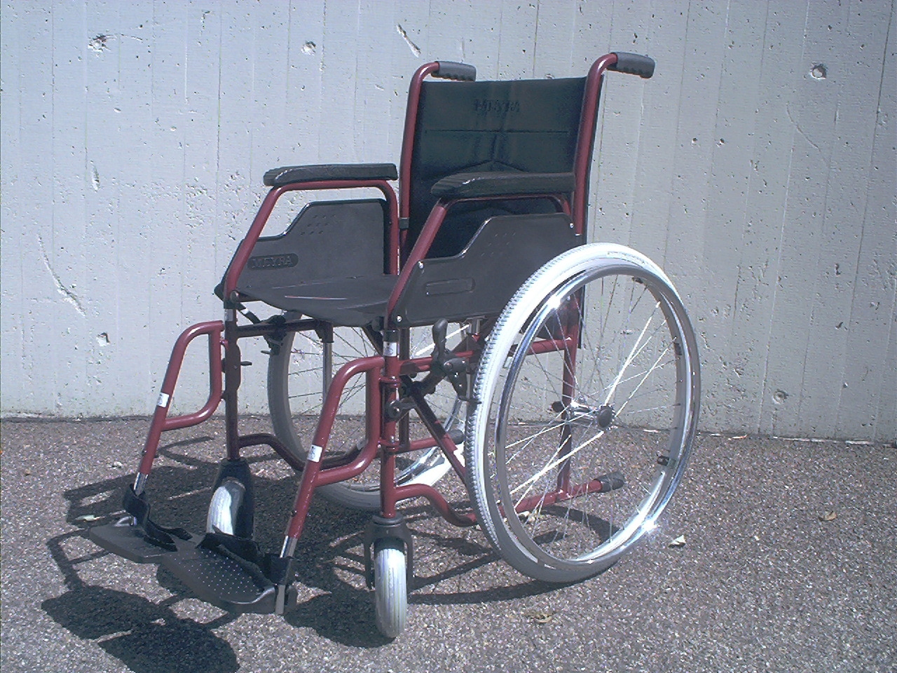 véhicule pour handicapé physique